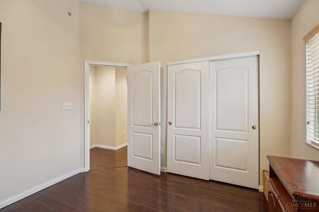 2520 Hingham Lane, Centerville, OH 45459