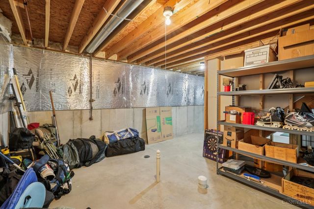 2520 Hingham Lane, Centerville, OH 45459