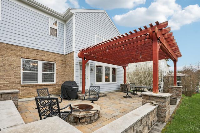 2520 Hingham Lane, Centerville, OH 45459