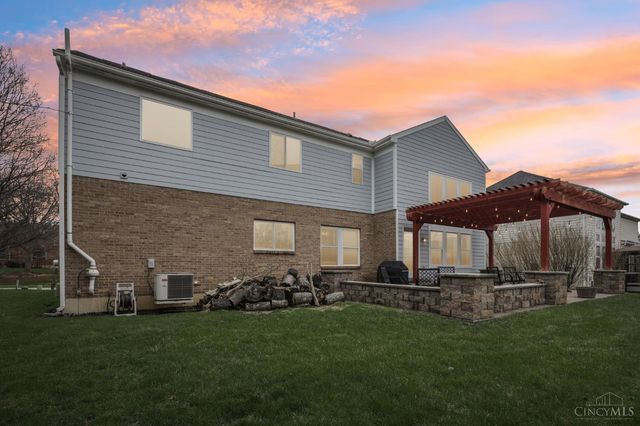 2520 Hingham Lane, Centerville, OH 45459