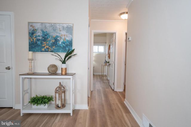 3999 RIVIERA RD, Upper Chichester, PA 19061