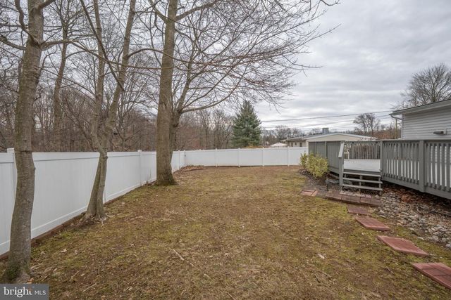 3999 RIVIERA RD, Upper Chichester, PA 19061