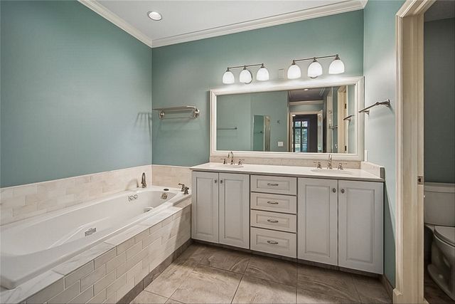 6145 Crescent Chase None, Johnston, IA 50131