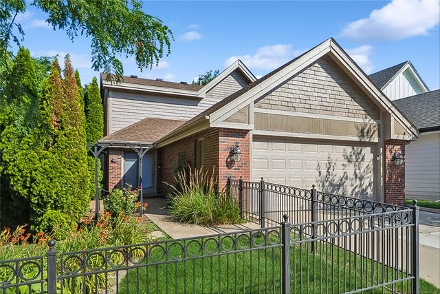 6145 Crescent Chase None, Johnston, IA 50131