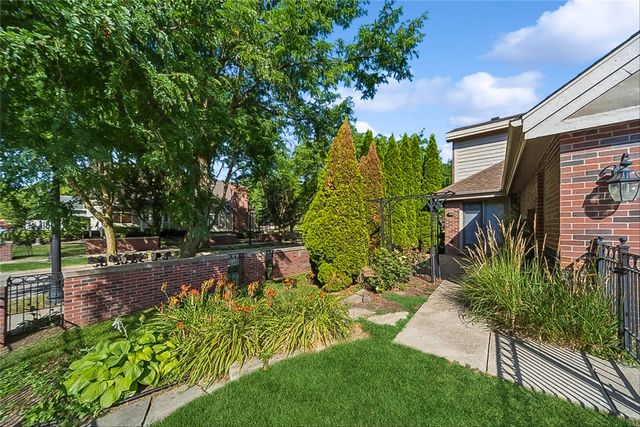 6145 Crescent Chase None, Johnston, IA 50131