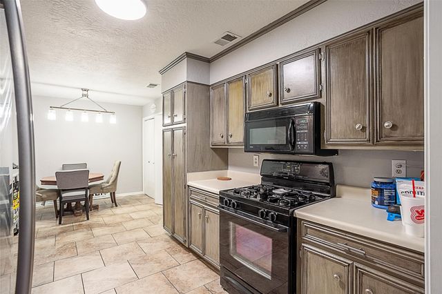 3641 Briar Creek Drive, Beaumont, TX 77706