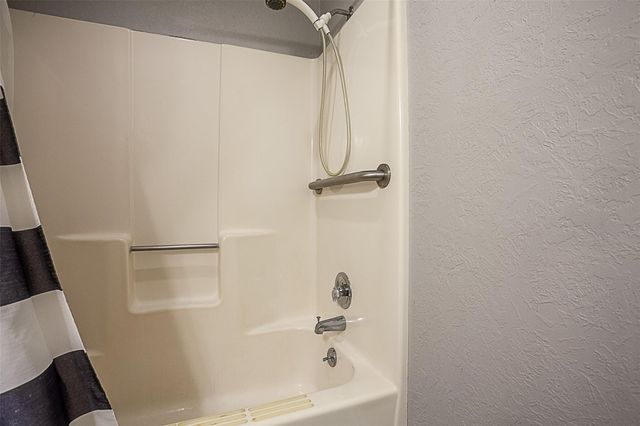 3641 Briar Creek Drive, Beaumont, TX 77706