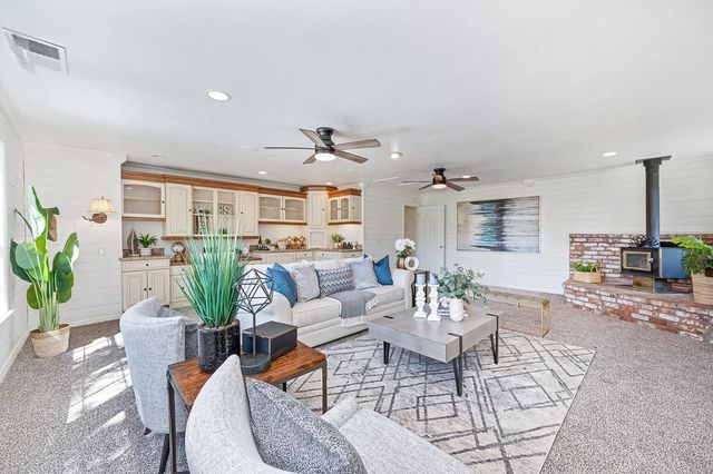 4110 Secret Ravine Way, Rocklin, CA 95677
