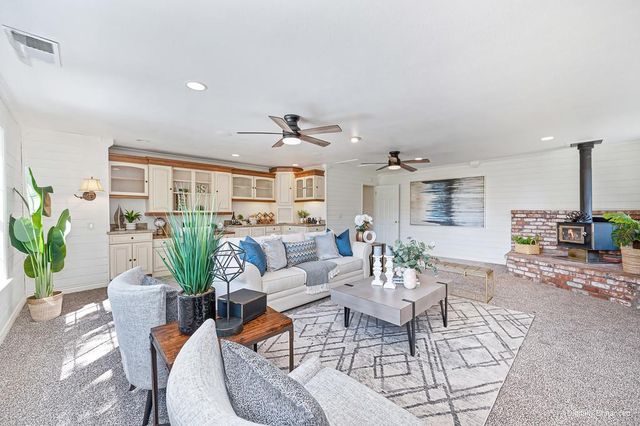 4110 Secret Ravine Way, Rocklin, CA 95677