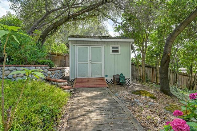 4110 Secret Ravine Way, Rocklin, CA 95677
