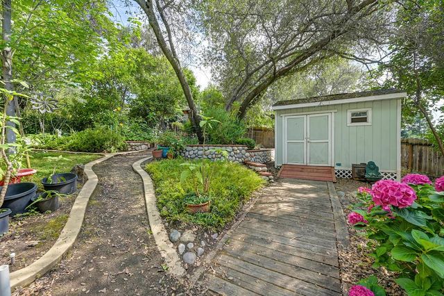 4110 Secret Ravine Way, Rocklin, CA 95677