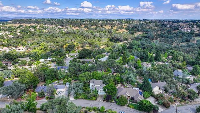 4110 Secret Ravine Way, Rocklin, CA 95677
