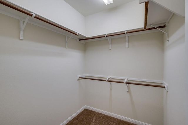 7220 Wyoming Springs DR 404, Round Rock, TX 78681