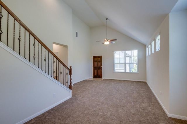 7220 Wyoming Springs DR 404, Round Rock, TX 78681