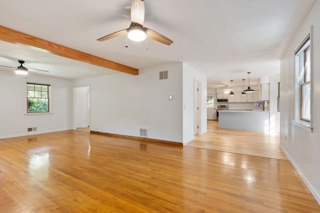 116 Island Rd, Lunenburg, MA 01462
