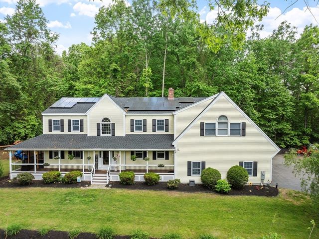 116 Island Rd, Lunenburg, MA 01462