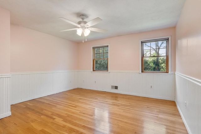 116 Island Rd, Lunenburg, MA 01462