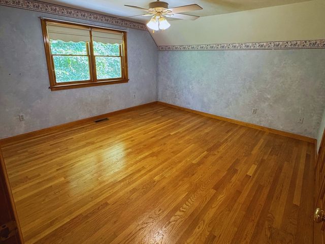 116 Island Rd, Lunenburg, MA 01462