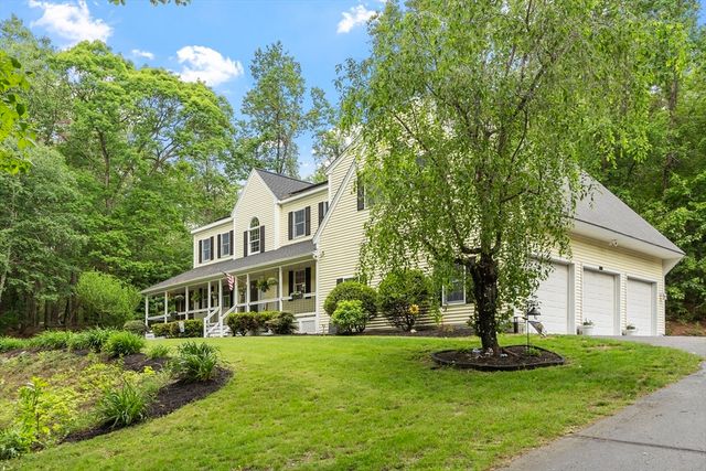 116 Island Rd, Lunenburg, MA 01462