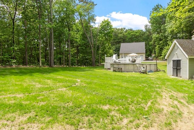 116 Island Rd, Lunenburg, MA 01462