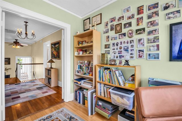 1226 SERPENTINE DRIVE S, St Petersburg, FL 33705