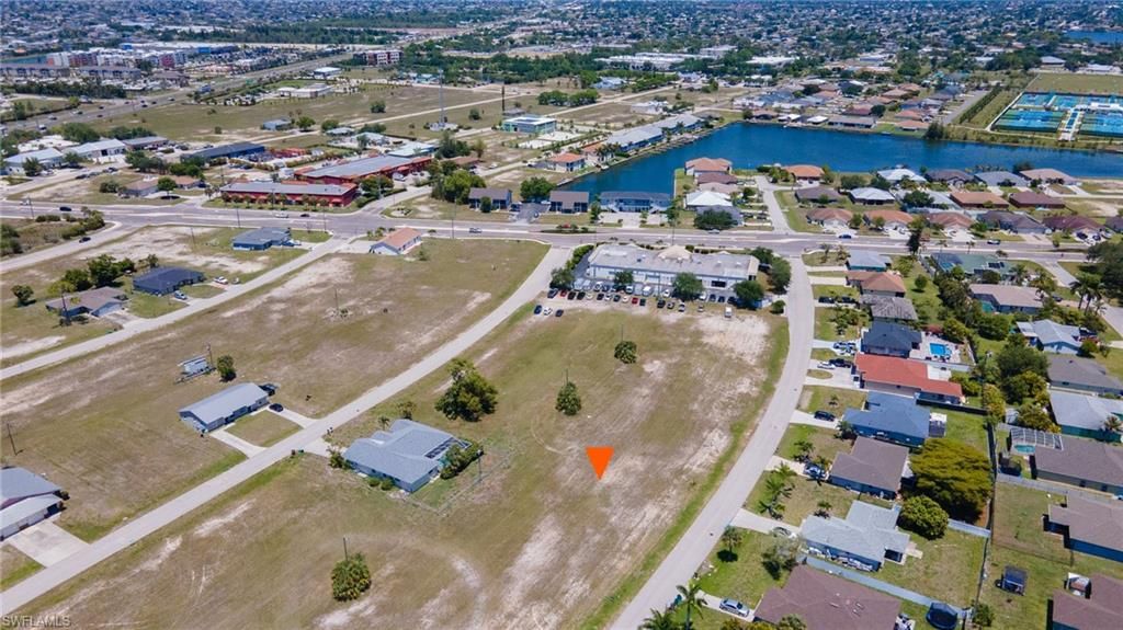 607 SW 4th ST, CAPE CORAL, FL 33991 — photo 3