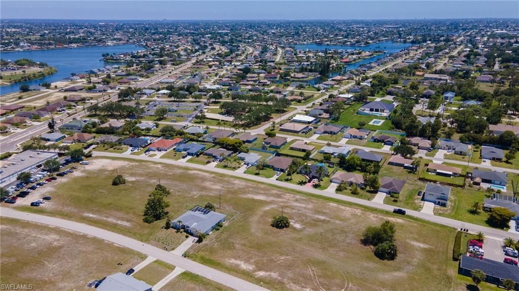 607 SW 4th ST, CAPE CORAL, FL 33991 — photo 4