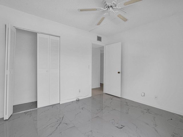 2011 SW 15th Street 151, Deerfield Beach, FL 33442