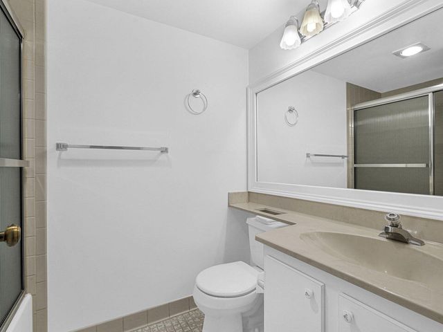 2011 SW 15th Street 151, Deerfield Beach, FL 33442