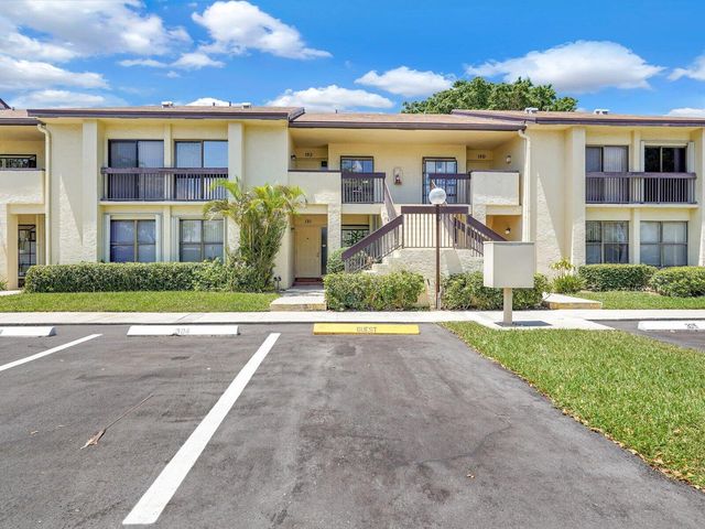 2011 SW 15th Street 151, Deerfield Beach, FL 33442