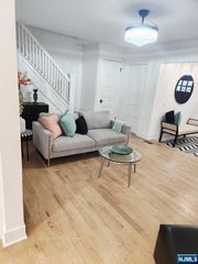 32 Fontaine Avenue, Bloomfield, NJ 07003