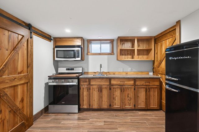 9834 Emerson Avenue S, Bloomington, MN 55431