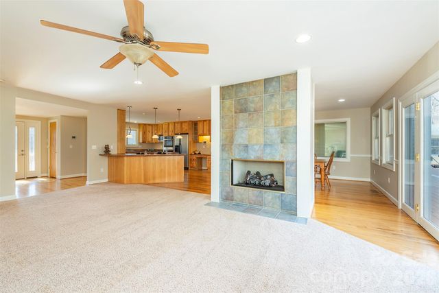 70 Midnight Lane, Waynesville, NC 28786