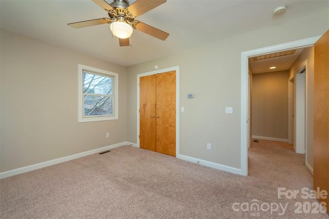 70 Midnight Lane, Waynesville, NC 28786