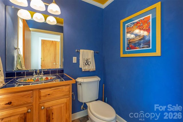 70 Midnight Lane, Waynesville, NC 28786