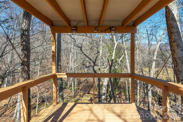 70 Midnight Lane, Waynesville, NC 28786