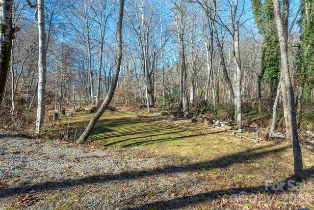 70 Midnight Lane, Waynesville, NC 28786