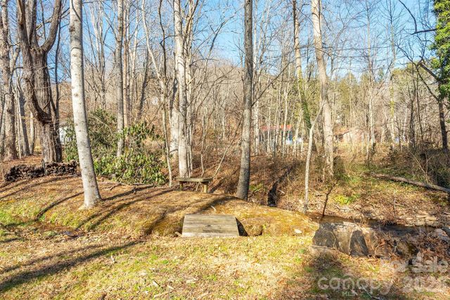 70 Midnight Lane, Waynesville, NC 28786