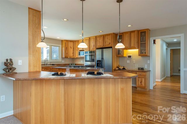 70 Midnight Lane, Waynesville, NC 28786