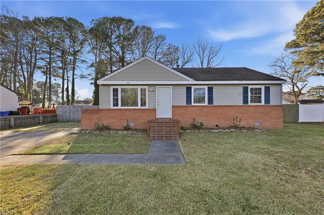 2004 Elmhurst LN, Portsmouth, VA 23701