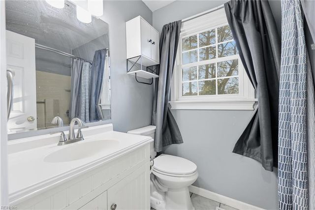 2004 Elmhurst LN, Portsmouth, VA 23701