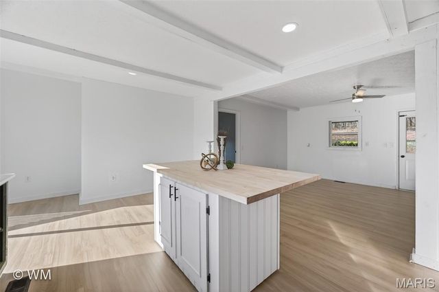 16245 Badger Road, Richland, MO 65556