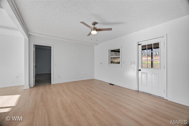 16245 Badger Road, Richland, MO 65556