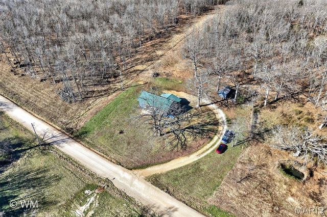 16245 Badger Road, Richland, MO 65556