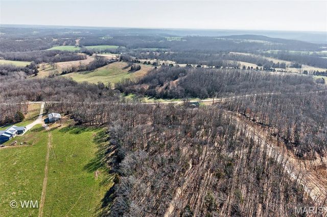 16245 Badger Road, Richland, MO 65556