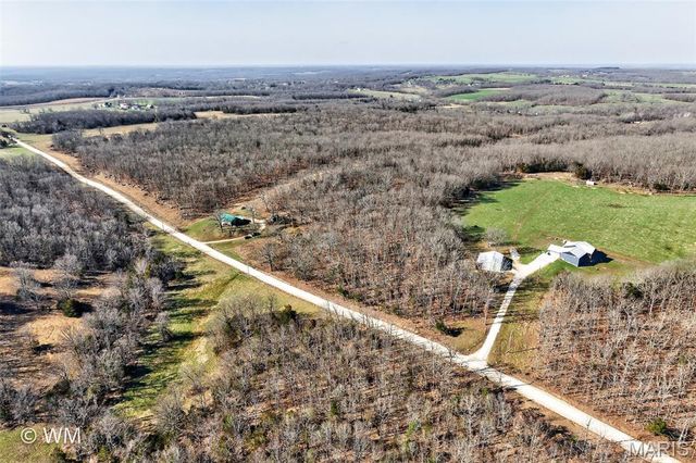 16245 Badger Road, Richland, MO 65556