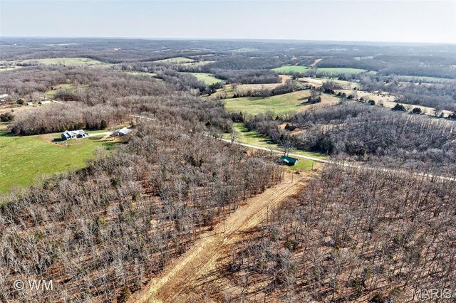 16245 Badger Road, Richland, MO 65556