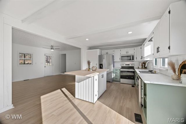 16245 Badger Road, Richland, MO 65556