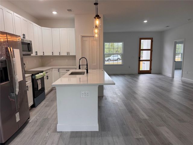 2703 SW 162ND STREET ROAD, Ocala, FL 34473