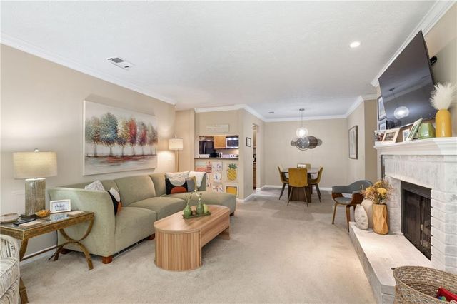 525 Warm Springs Circle, Roswell, GA 30075